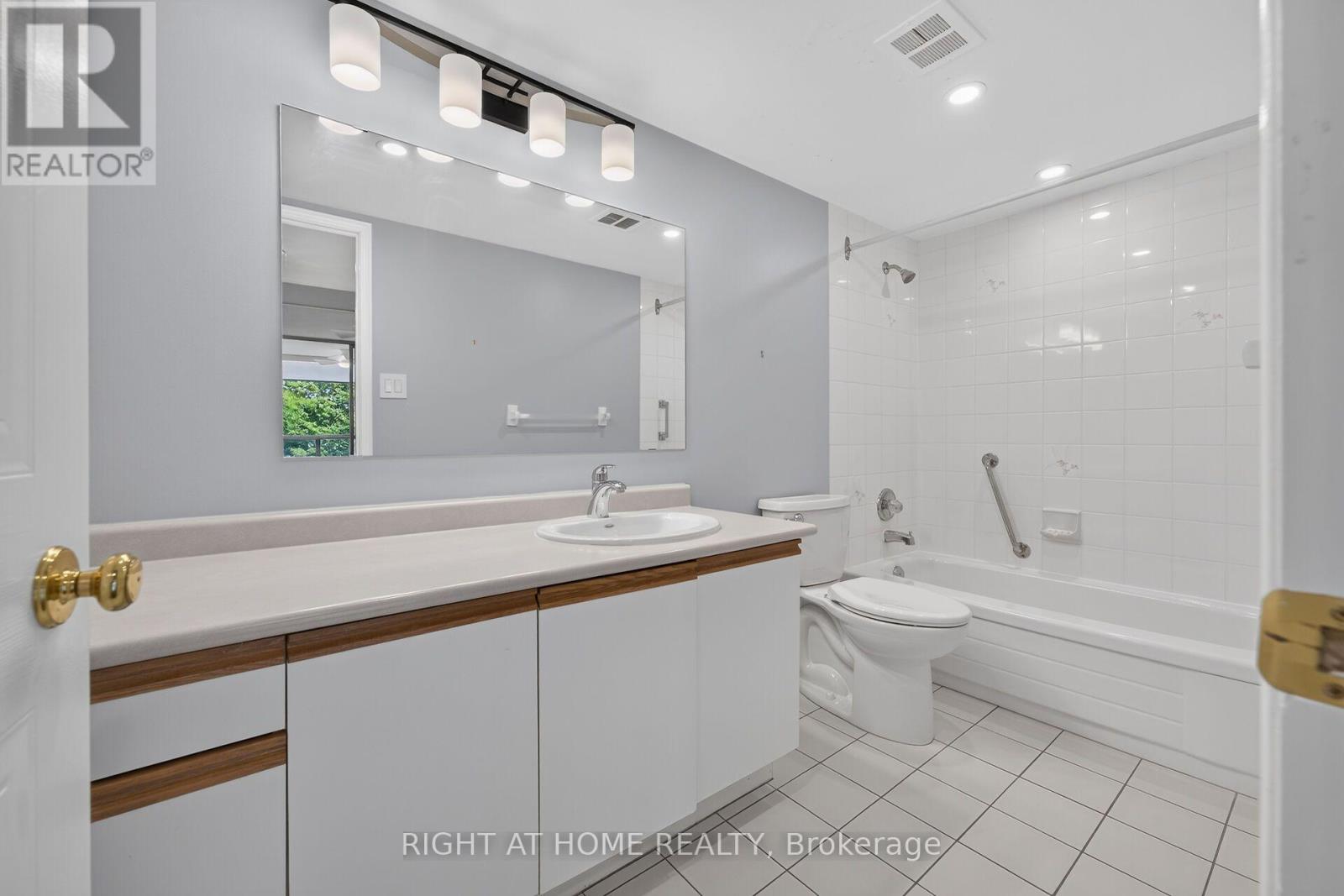 #306 5080 PINEDALE AVENUE - Image 31