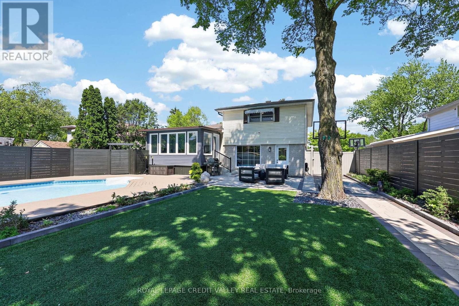 46 DUNCAN BULL DRIVE - 47