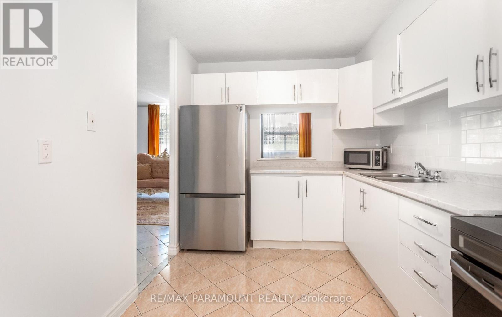 #303 1881 JANE STREET - 20