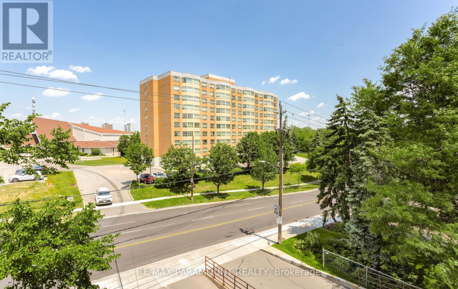 #303 1881 JANE STREET - 36