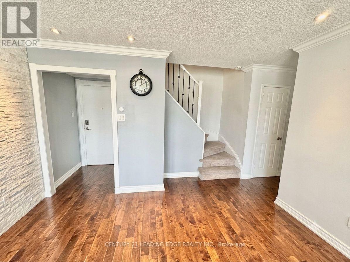 #82 1624 BLOOR STREET - 16