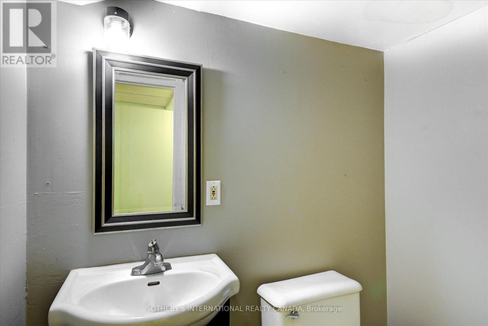 63 MAIN STREET - Image 20