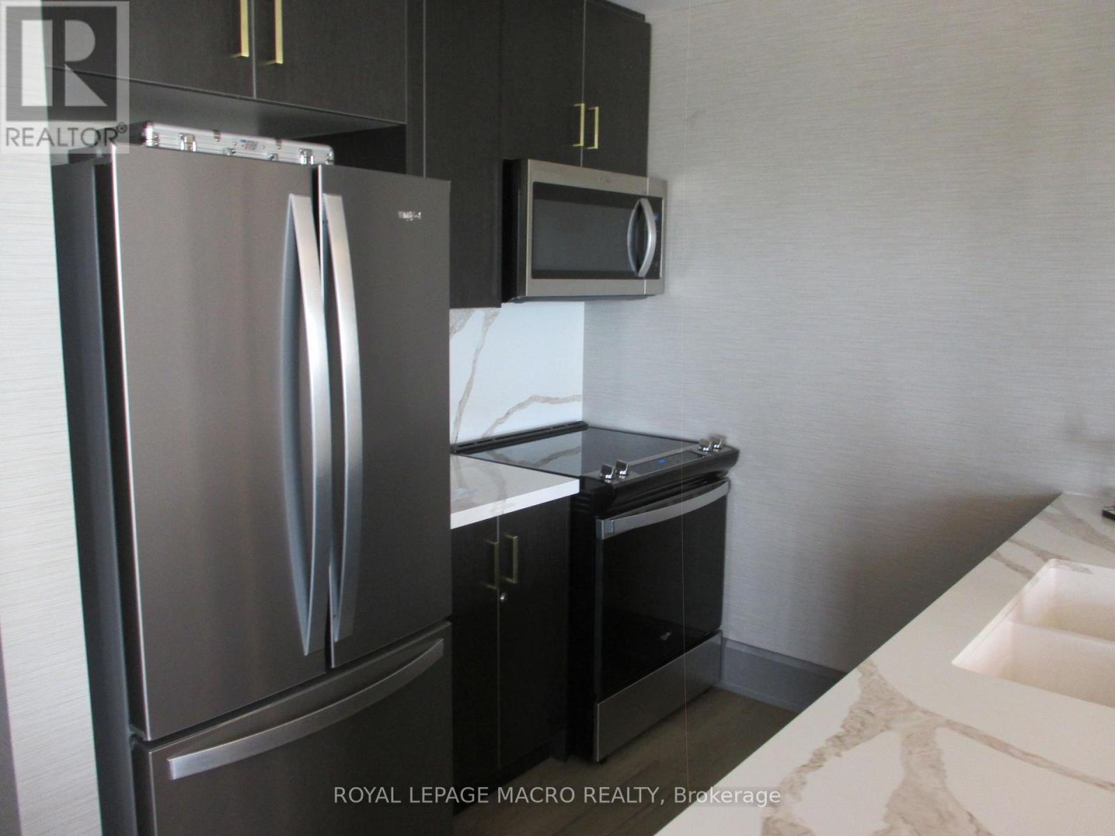 #533 5055 GREENLANE ROAD - 35