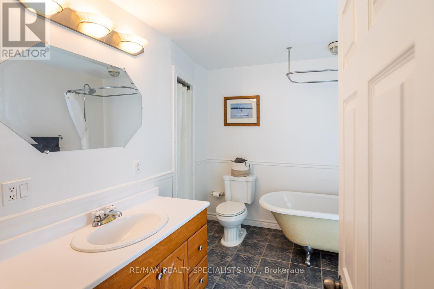 241 MAIN STREET - 32