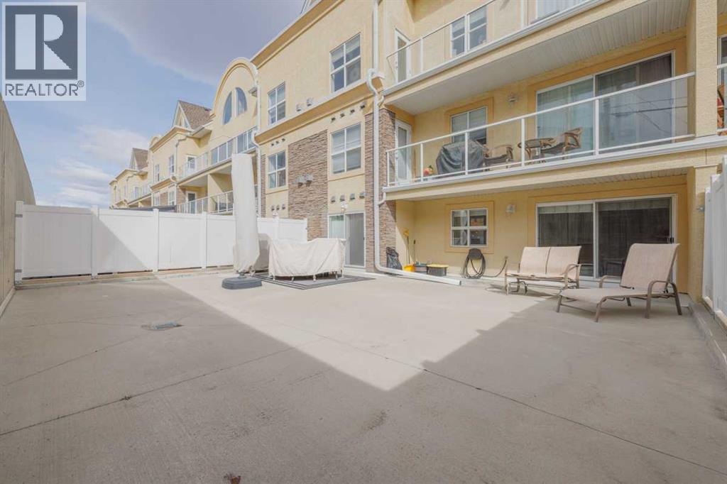 #213 1631 28 Avenue SW - 21