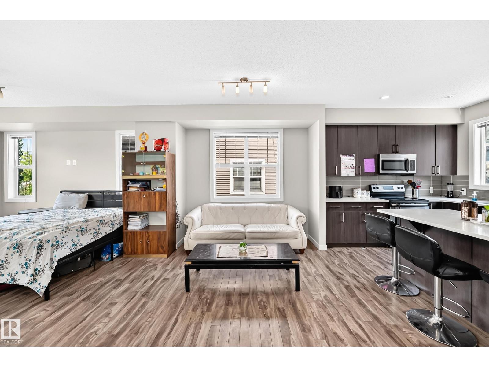 #10 2803 James Mowatt Trail SW - 13