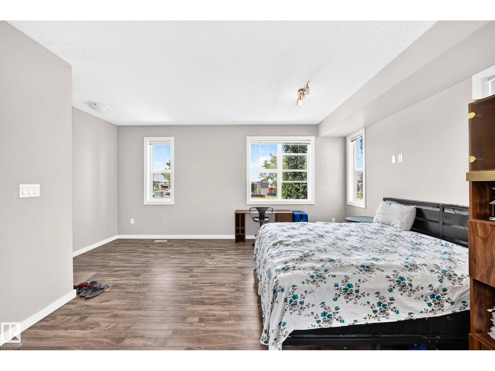 #10 2803 James Mowatt Trail SW - 17
