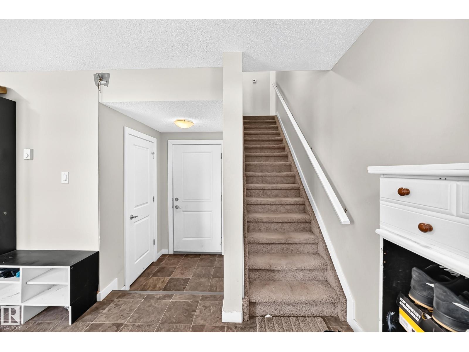 #10 2803 James Mowatt Trail SW - 39