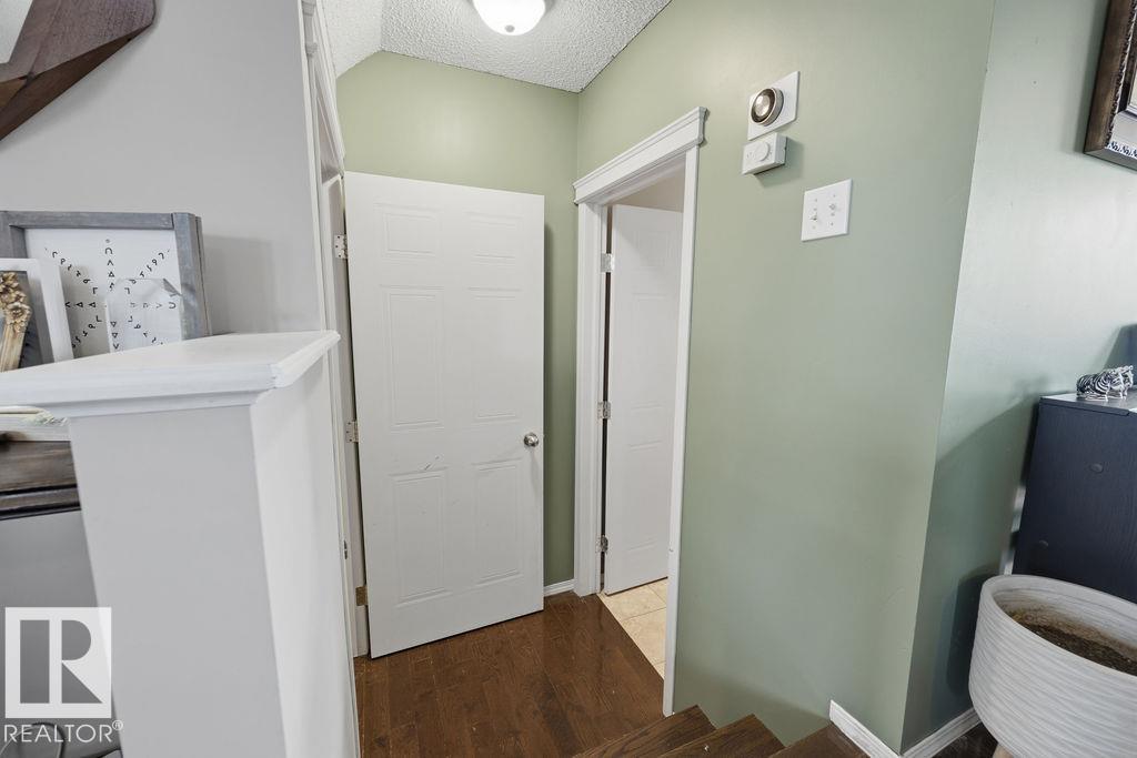 4618 TURNER SQUARE SQ NW - 28