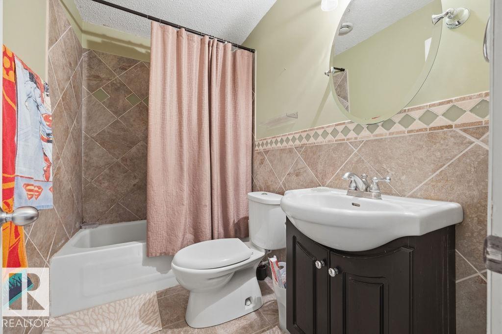 4618 TURNER SQUARE SQ NW - 33