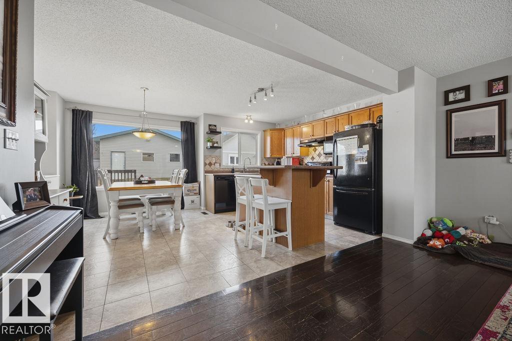 4618 TURNER SQUARE SQ NW - 9