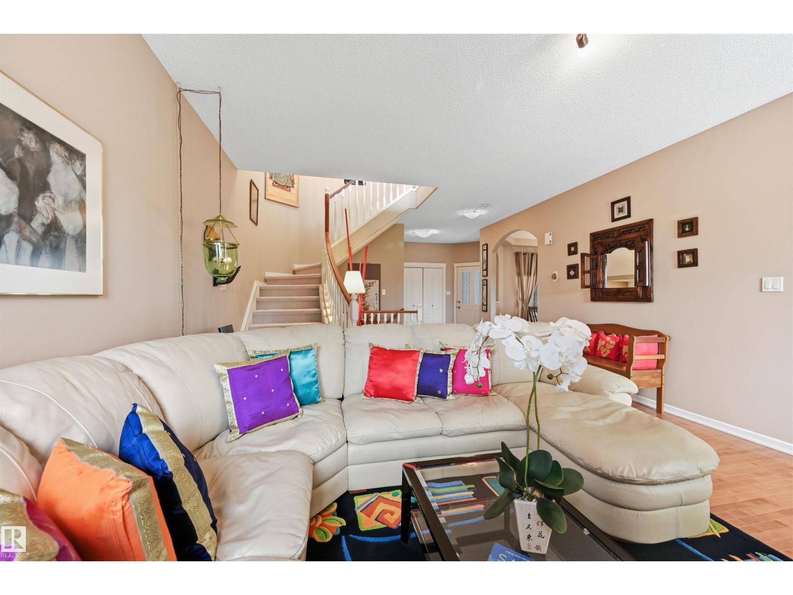 #1 577 BUTTERWORTH WY NW - 10