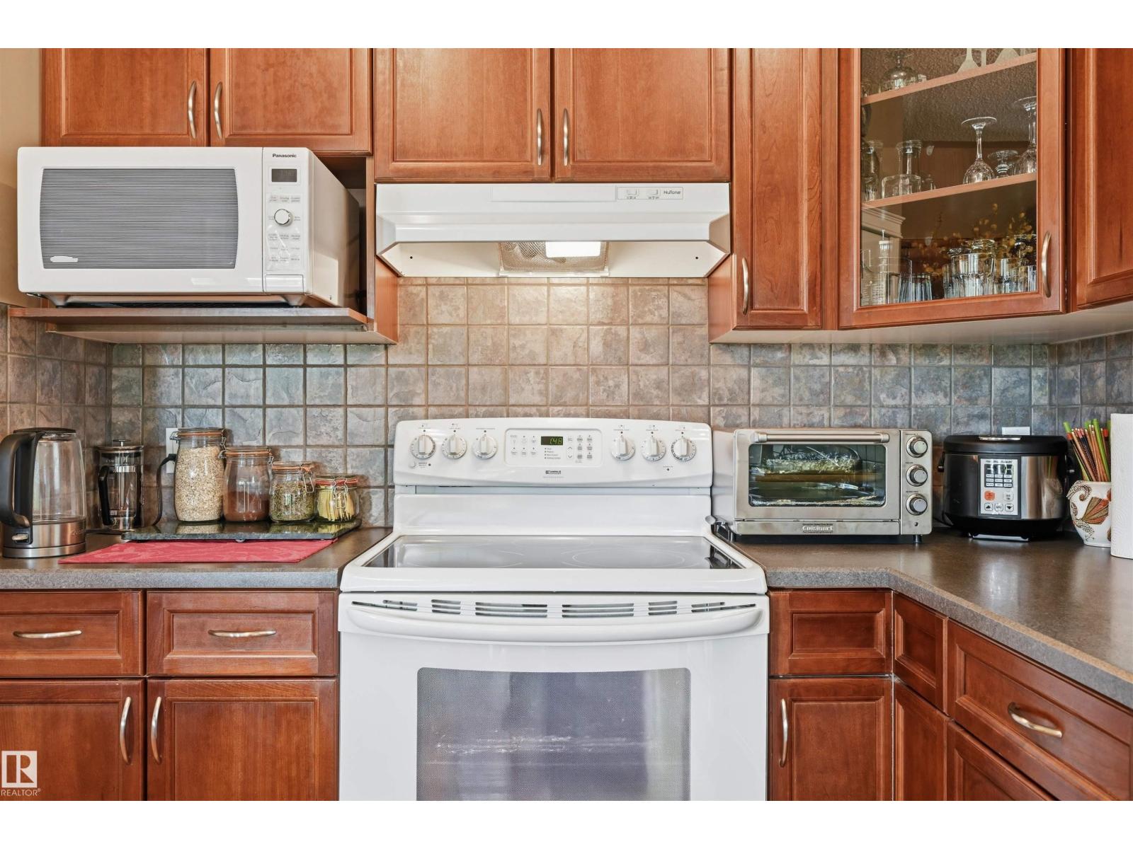 #1 577 BUTTERWORTH WY NW - 15
