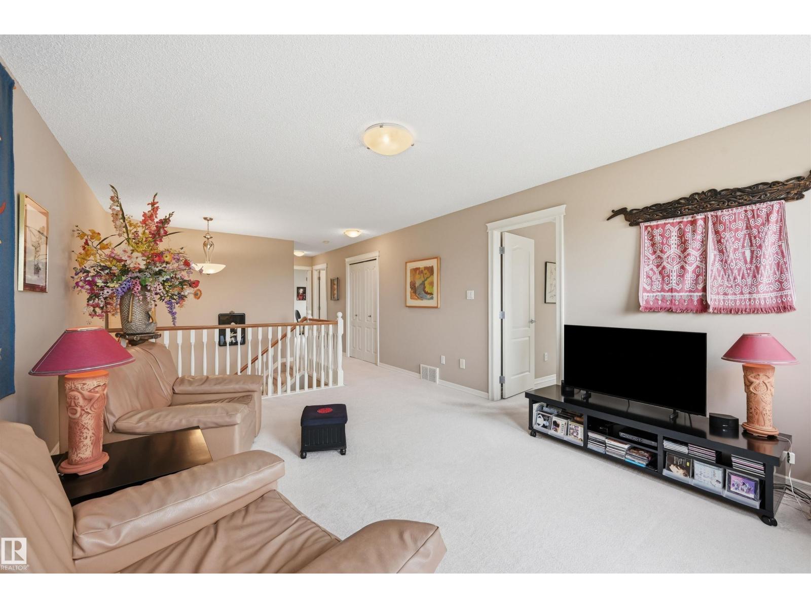 #1 577 BUTTERWORTH WY NW - 24