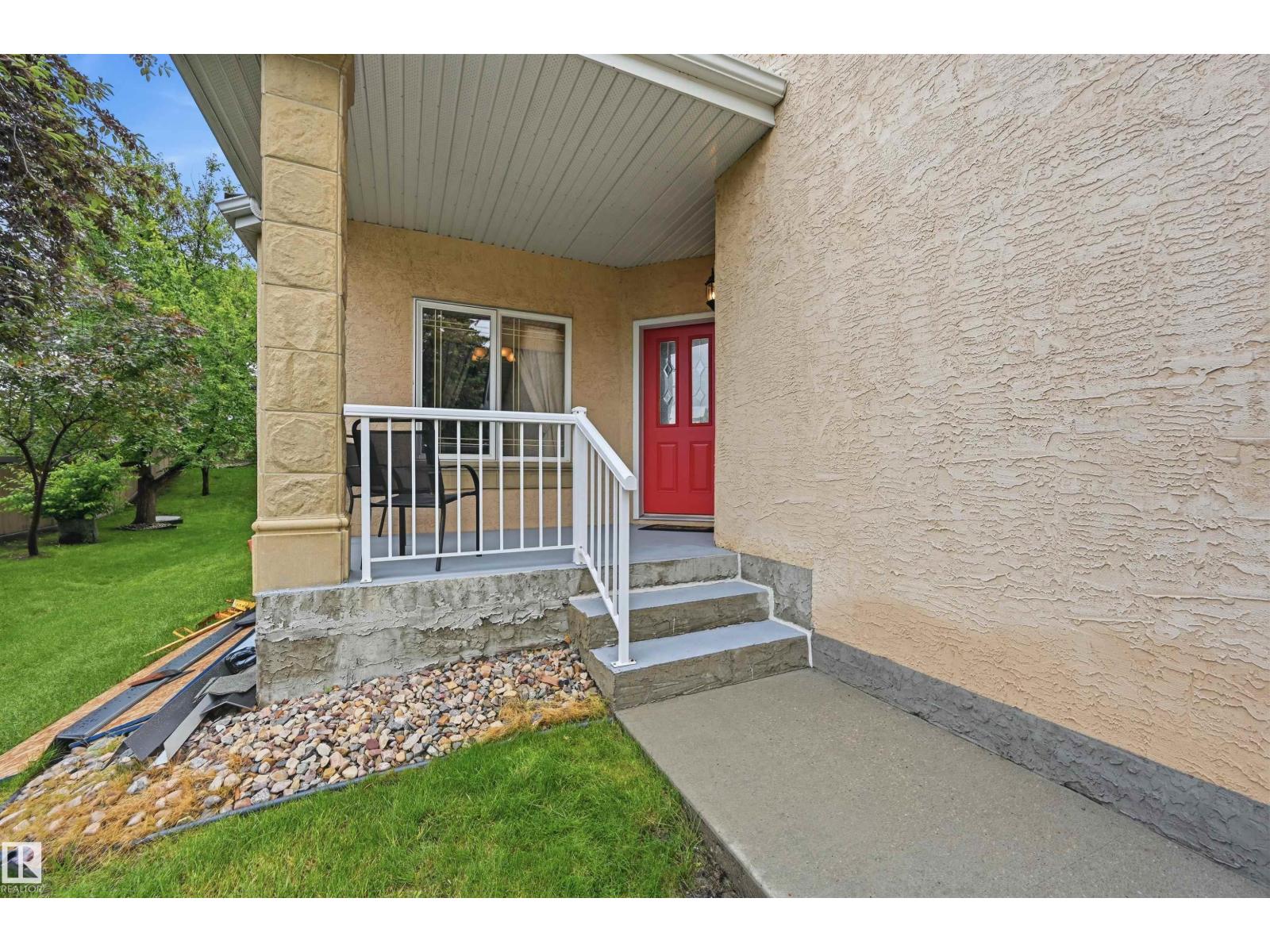 #1 577 BUTTERWORTH WY NW - 3