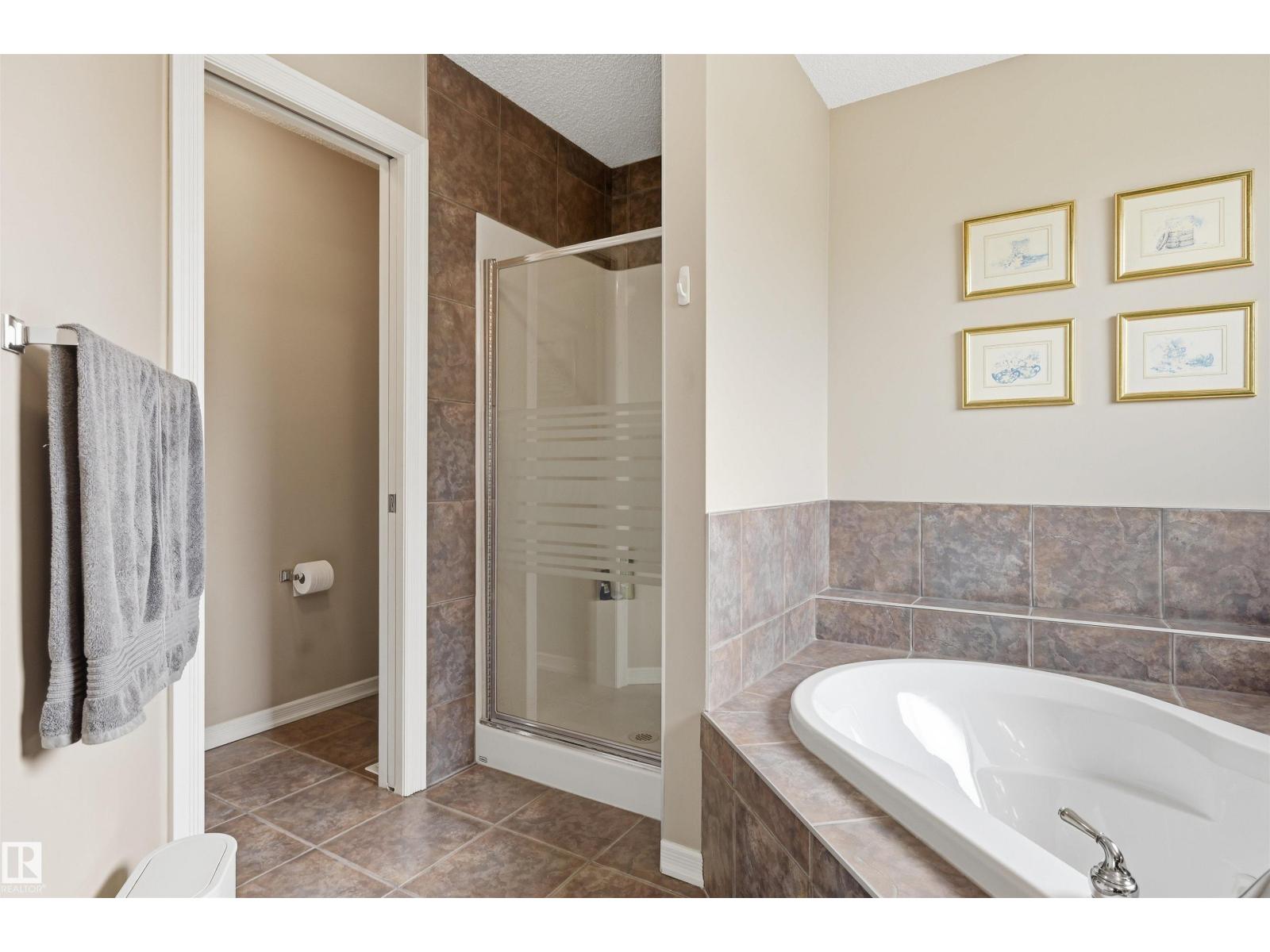 #1 577 BUTTERWORTH WY NW - 32