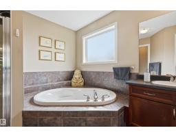#1 577 Butterworth Wy Nw, Edmonton, AB T6R2Y2 Photo 31