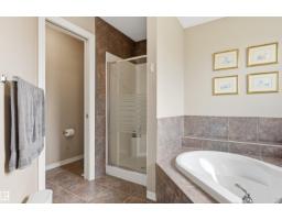 #1 577 Butterworth Wy Nw, Edmonton, AB T6R2Y2 Photo 32