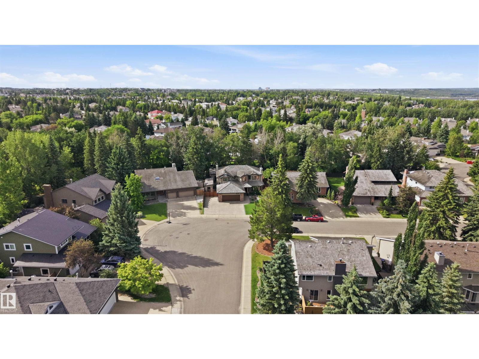 439 ROONEY CR NW - 61