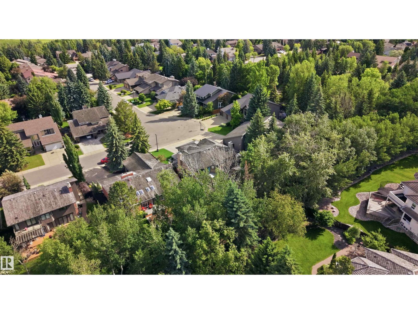 439 ROONEY CR NW - 64