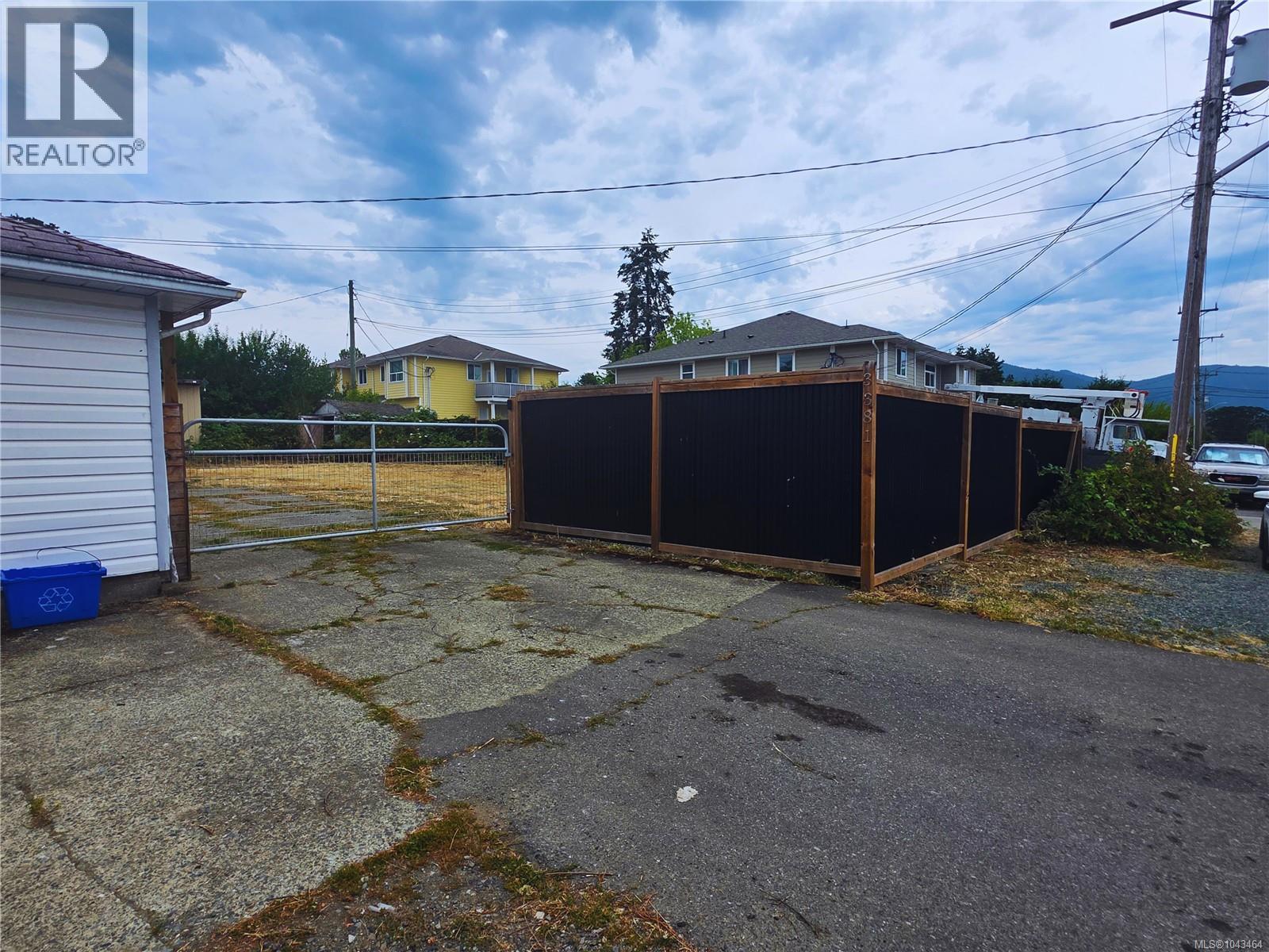 3381 Cowichan Lake Rd - 28