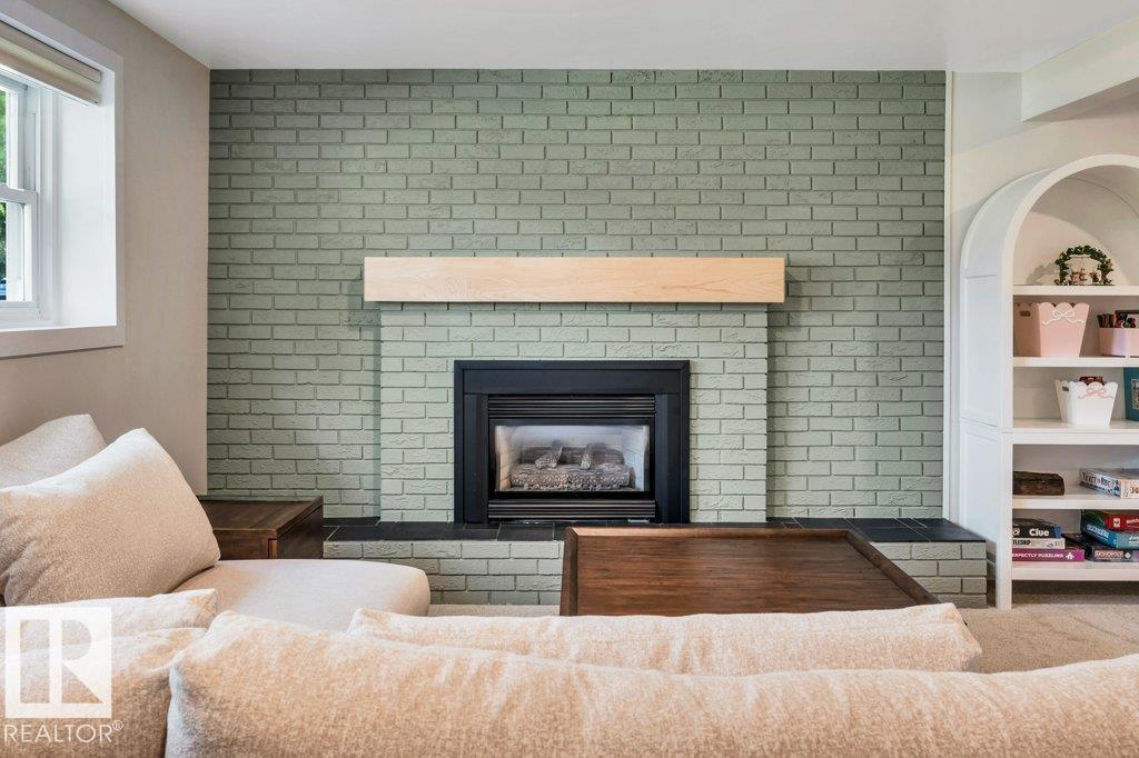 166 Larose DR - 25