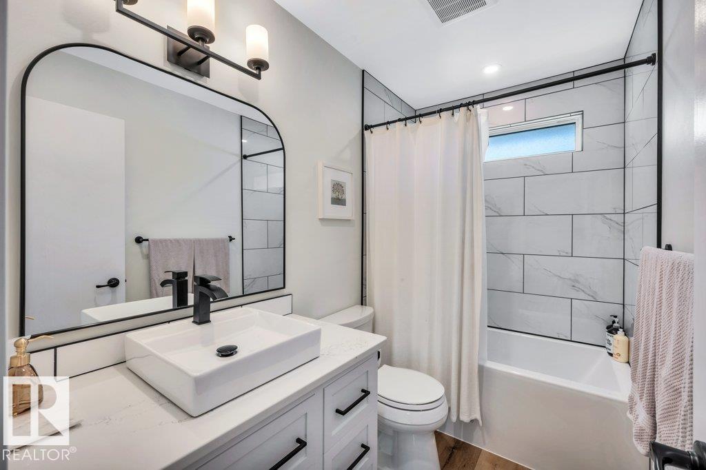 166 Larose DR - 21