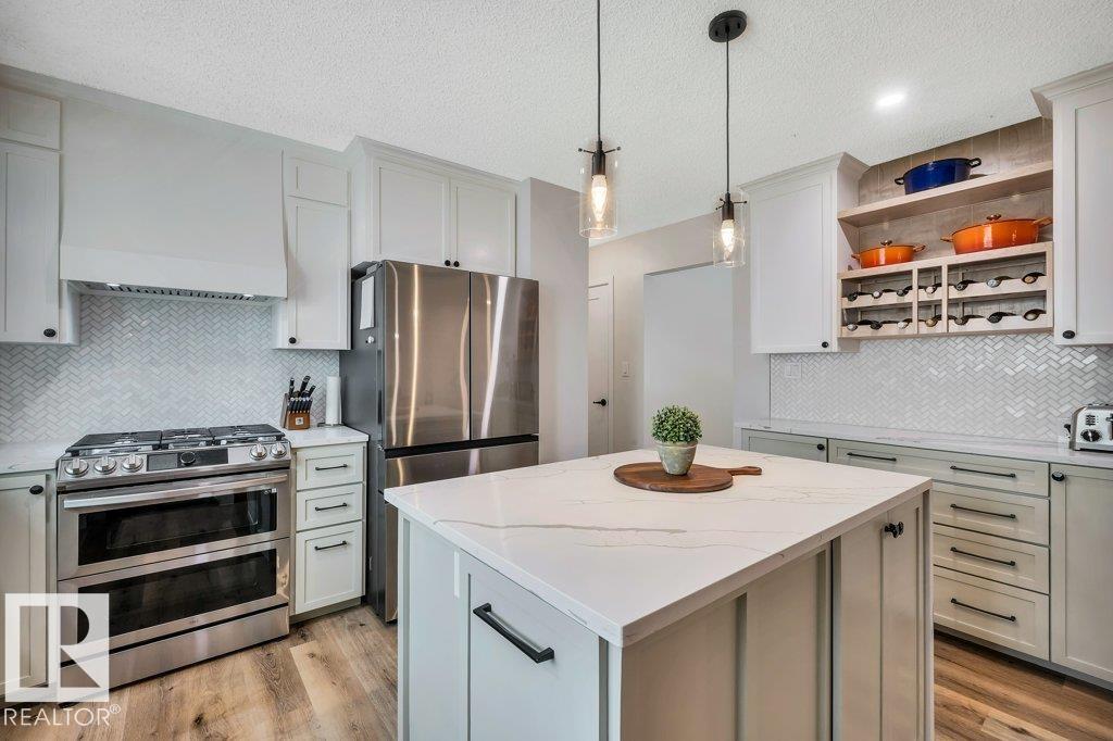 166 Larose DR - 15