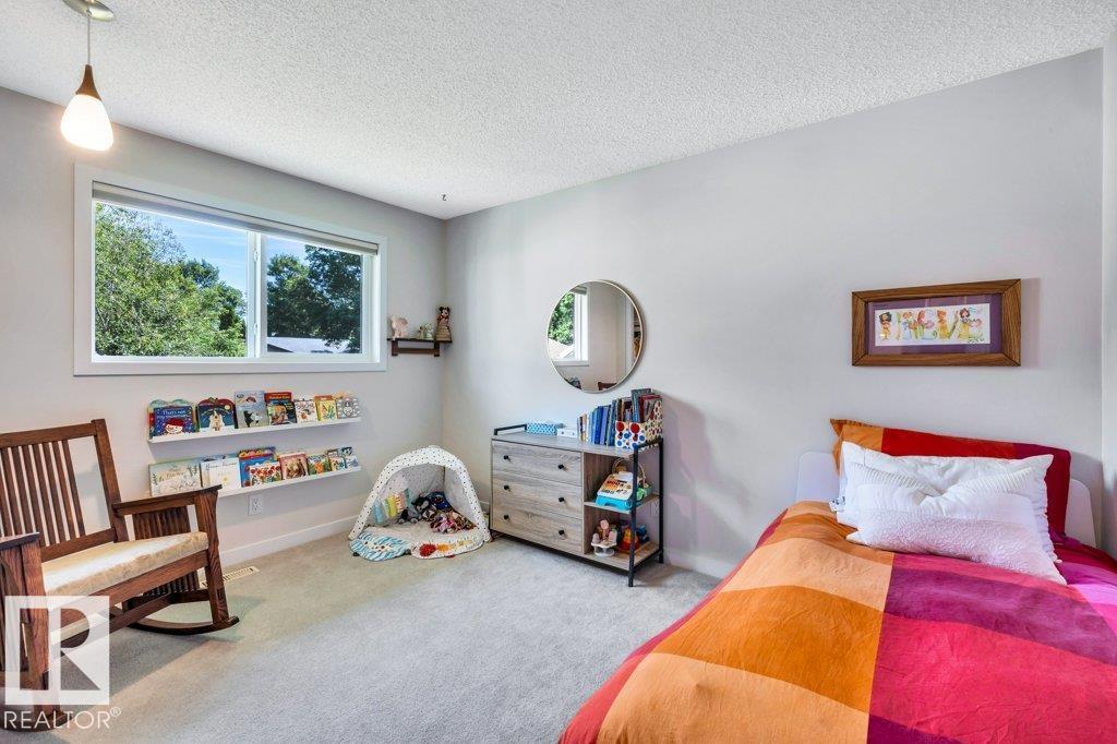166 Larose DR - 19