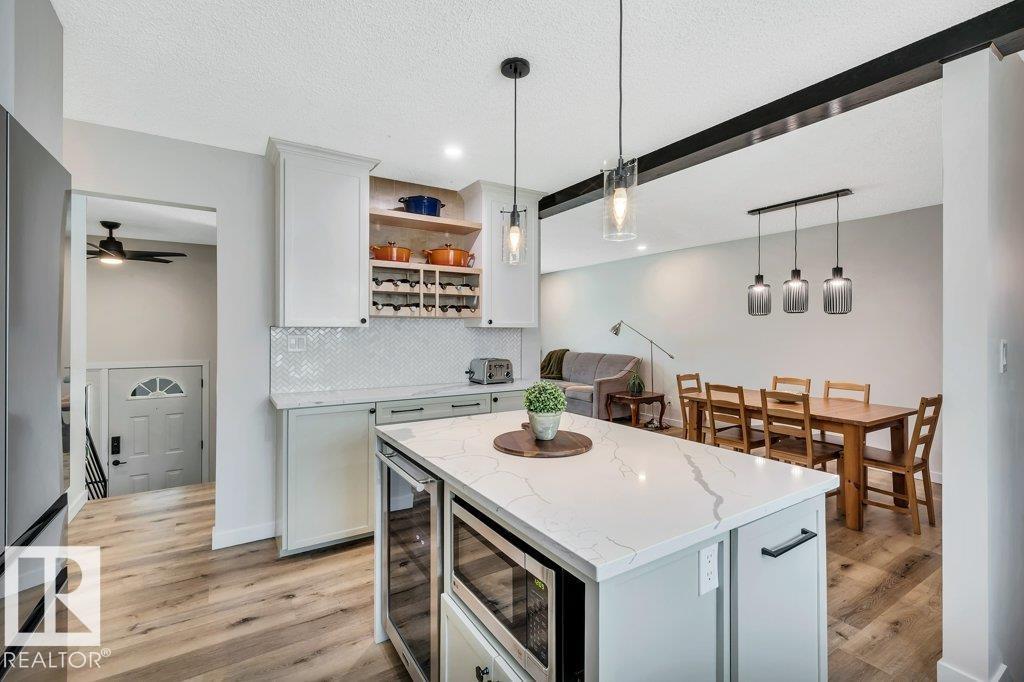 166 Larose DR - 14