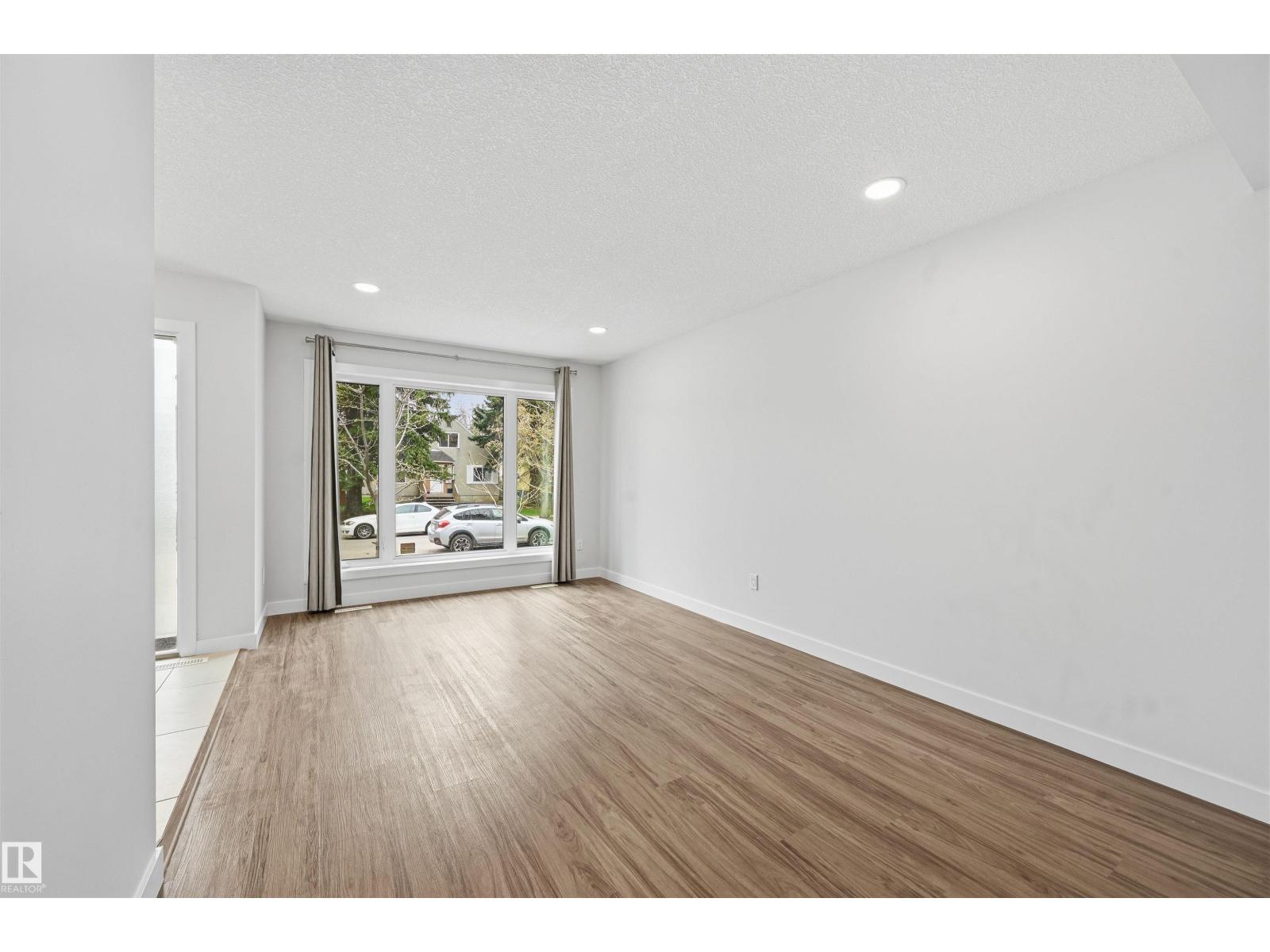 11146 78 AV NW - 7