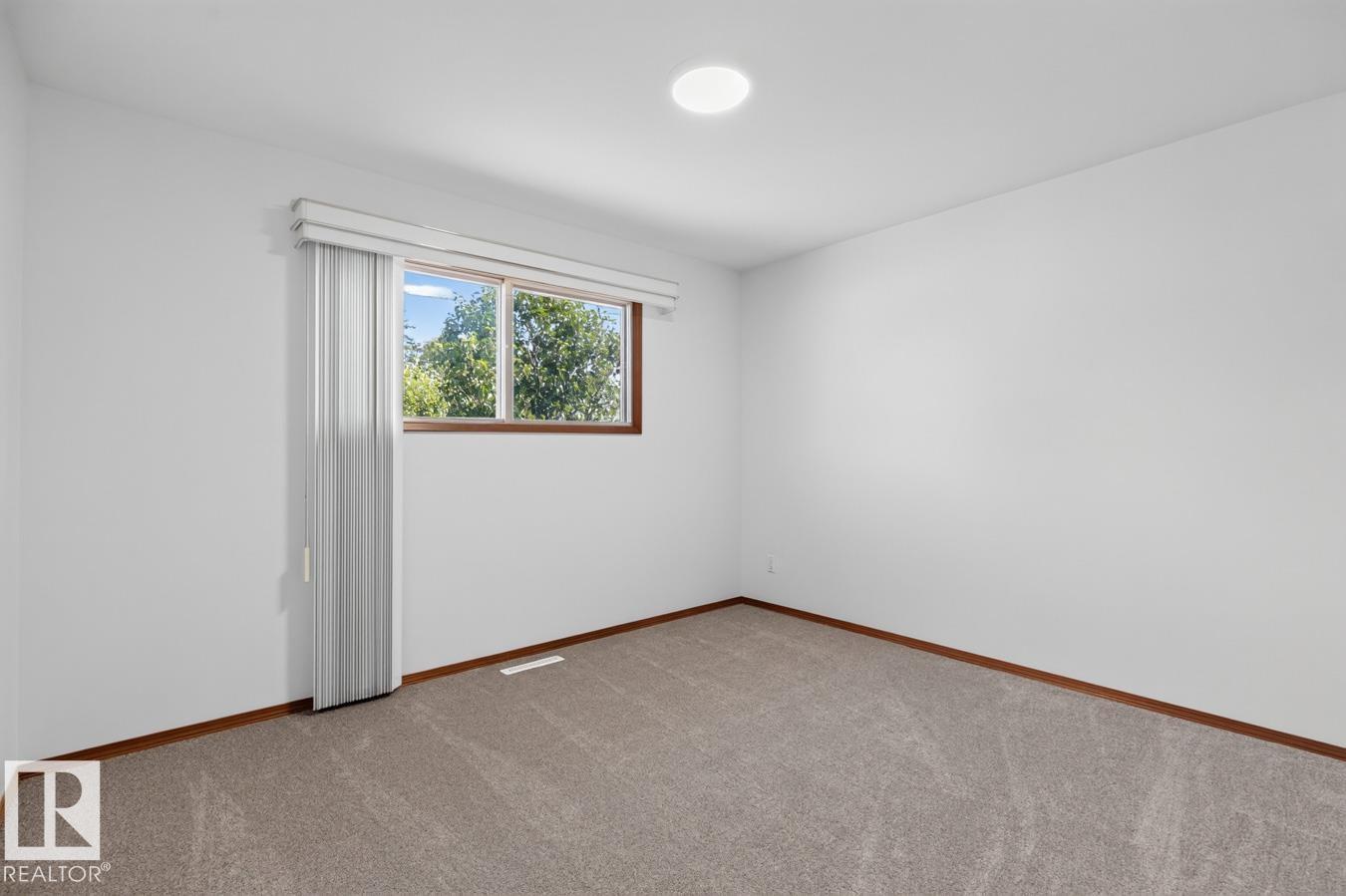 11820 132 AV NW - 17