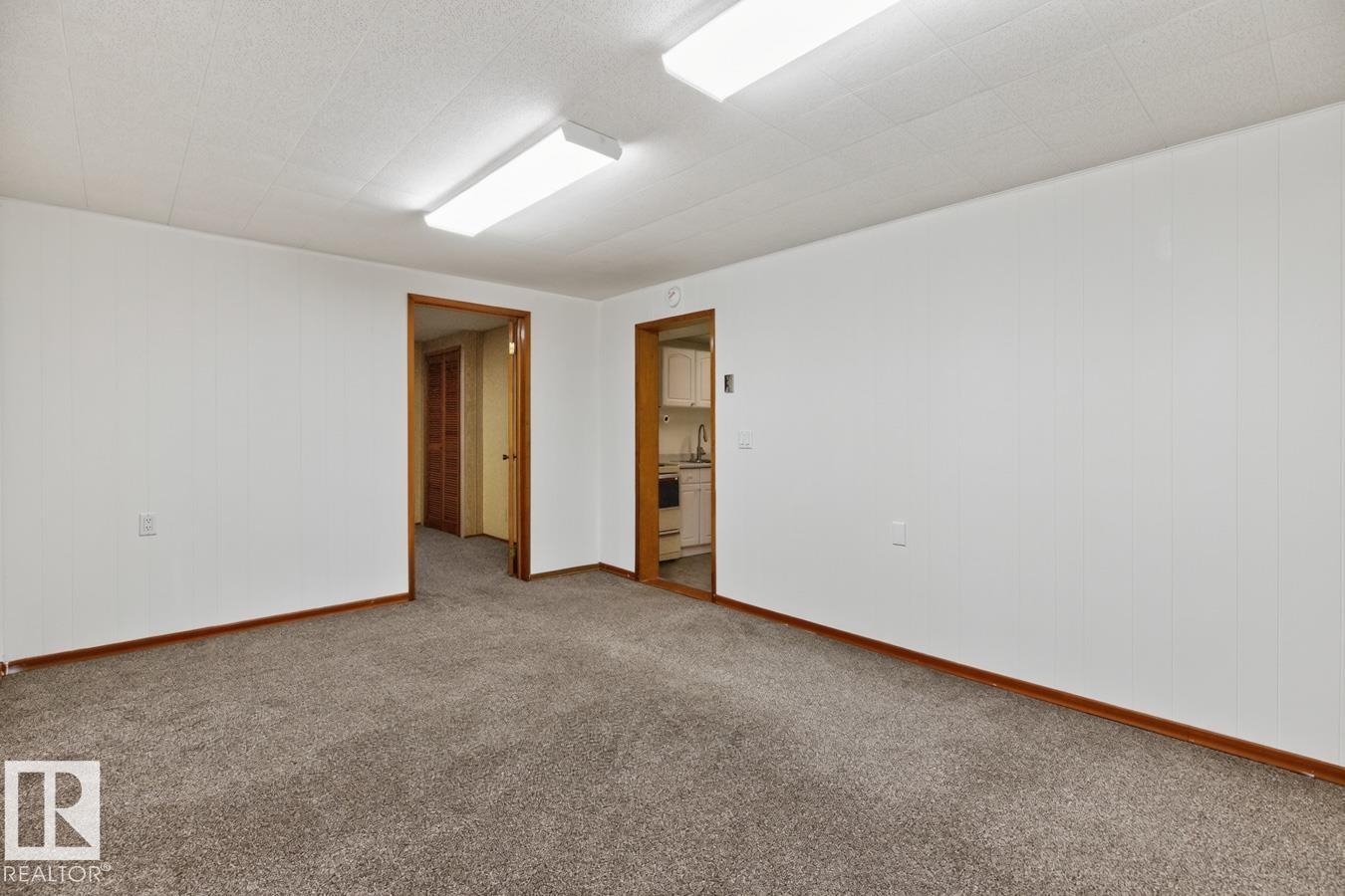 11820 132 AV NW - 26