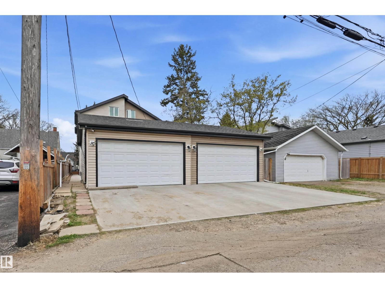 11146 78 AV NW - 68