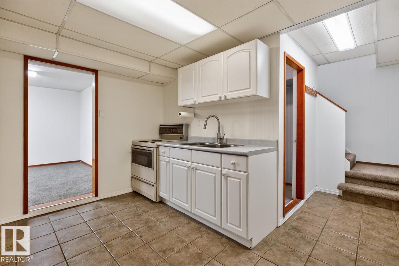 11820 132 AV NW - 24