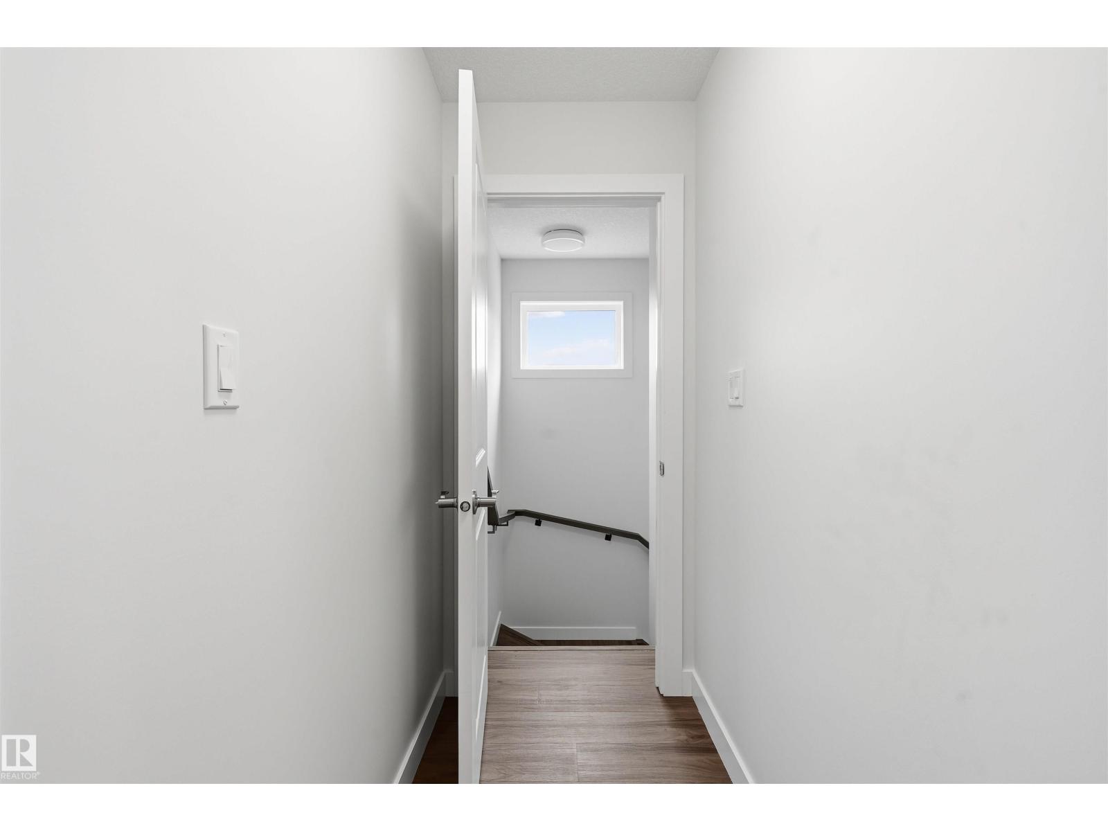 11146 78 AV NW - 38