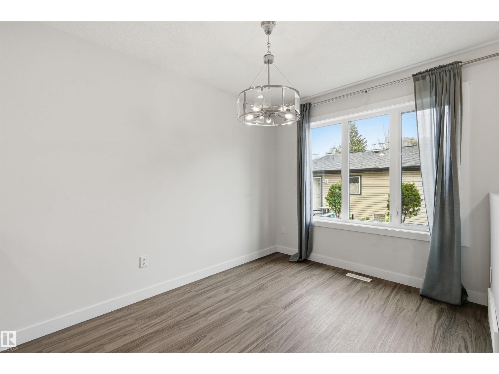 11146 78 AV NW - 14