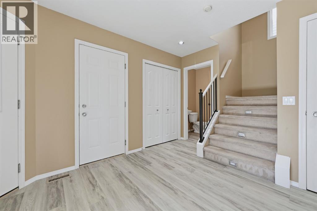 4 Everglen Grove SW - 3