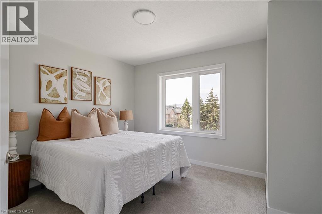 #4 35 DAWSON Drive - 18