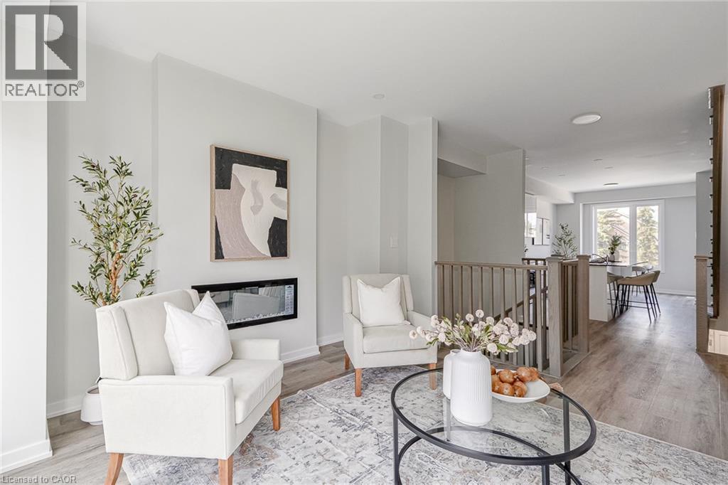 #4 35 DAWSON Drive - 7