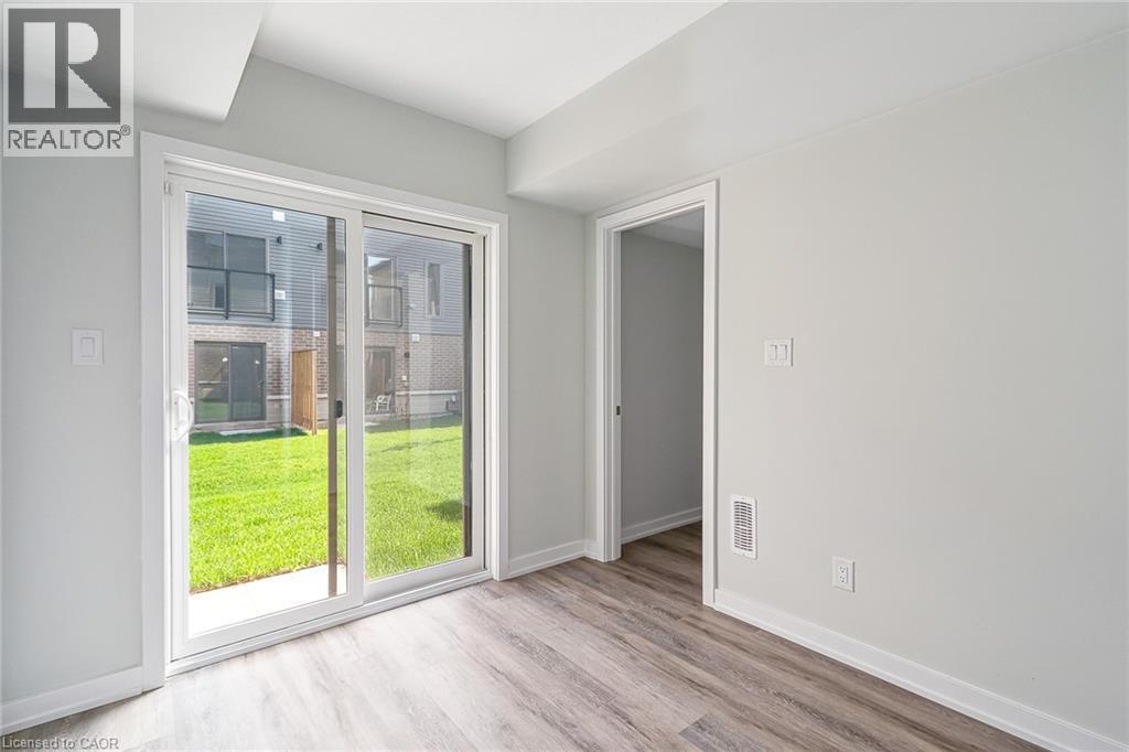 #4 35 DAWSON Drive - 22