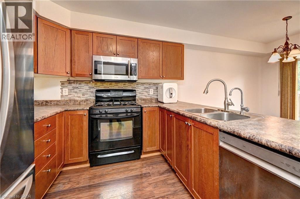 760 PARIS Boulevard - Image 16