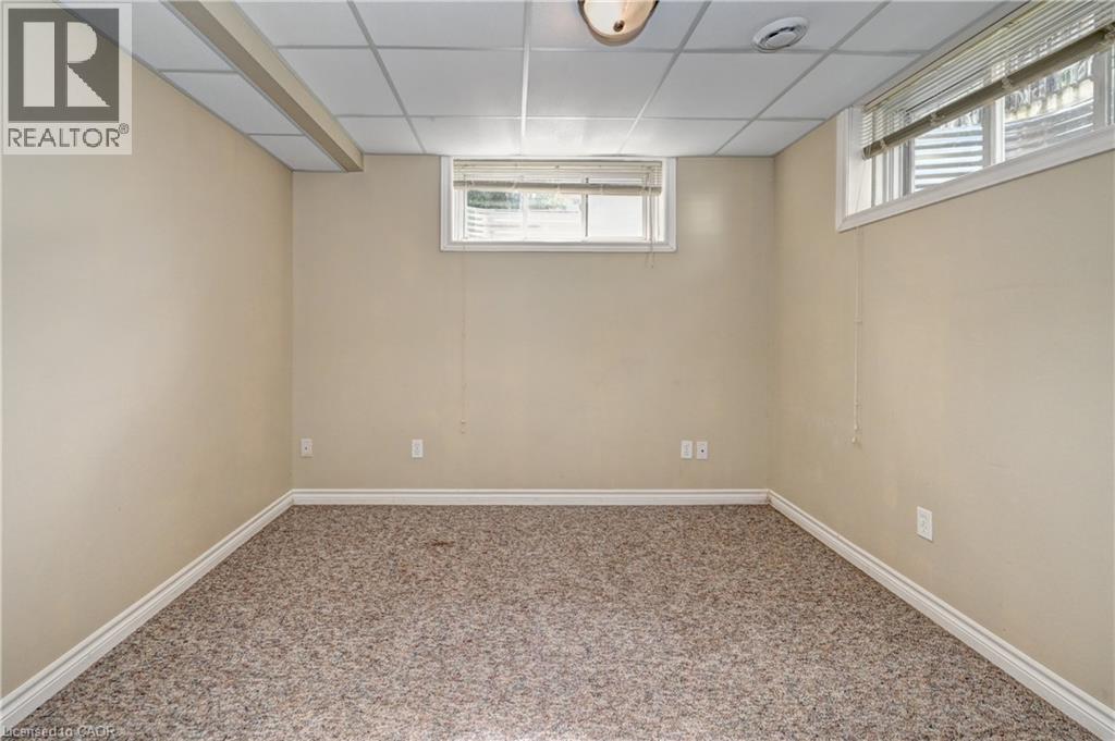 760 PARIS Boulevard - Image 45