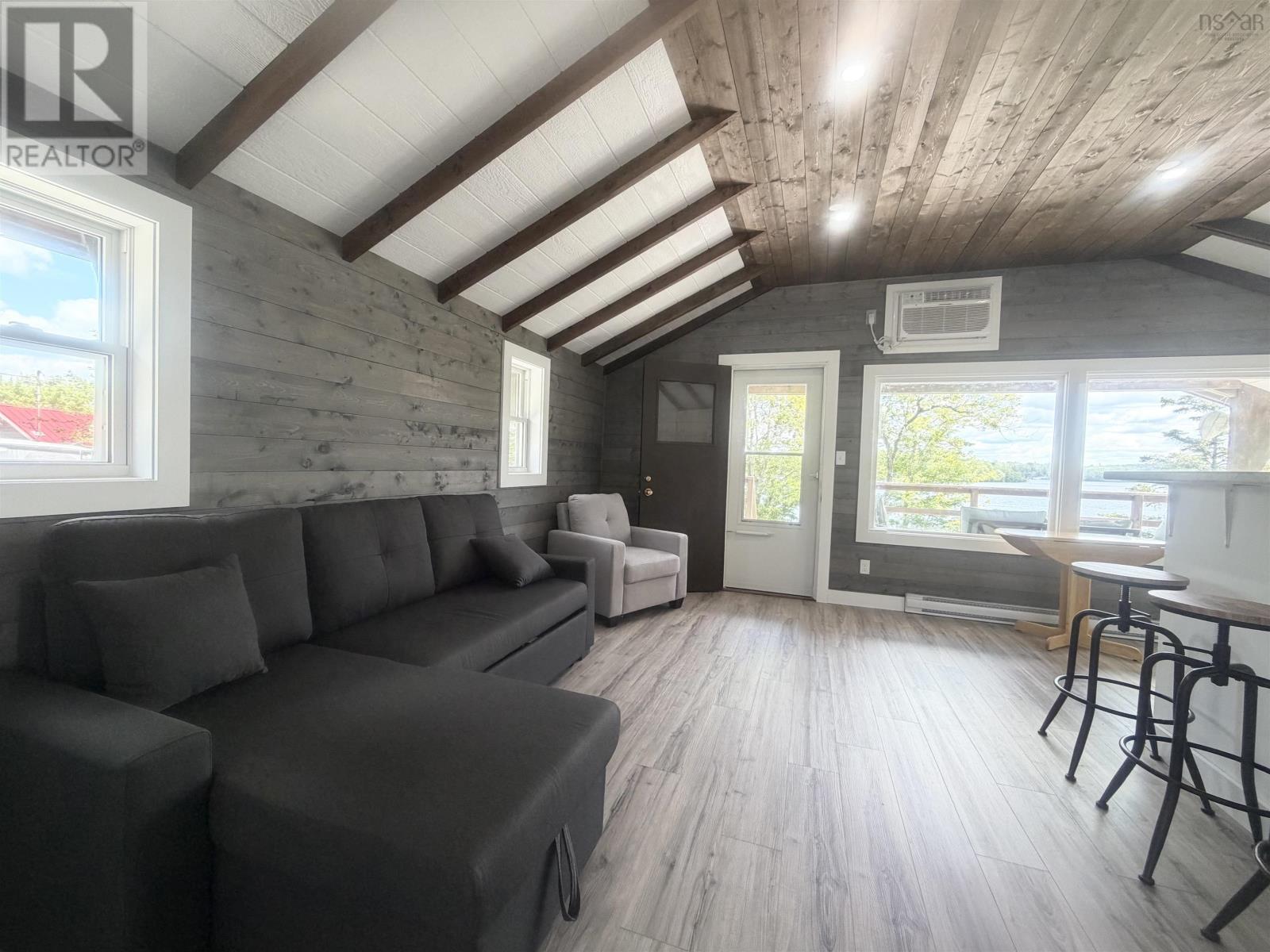 368 Lake Annis Road - 15