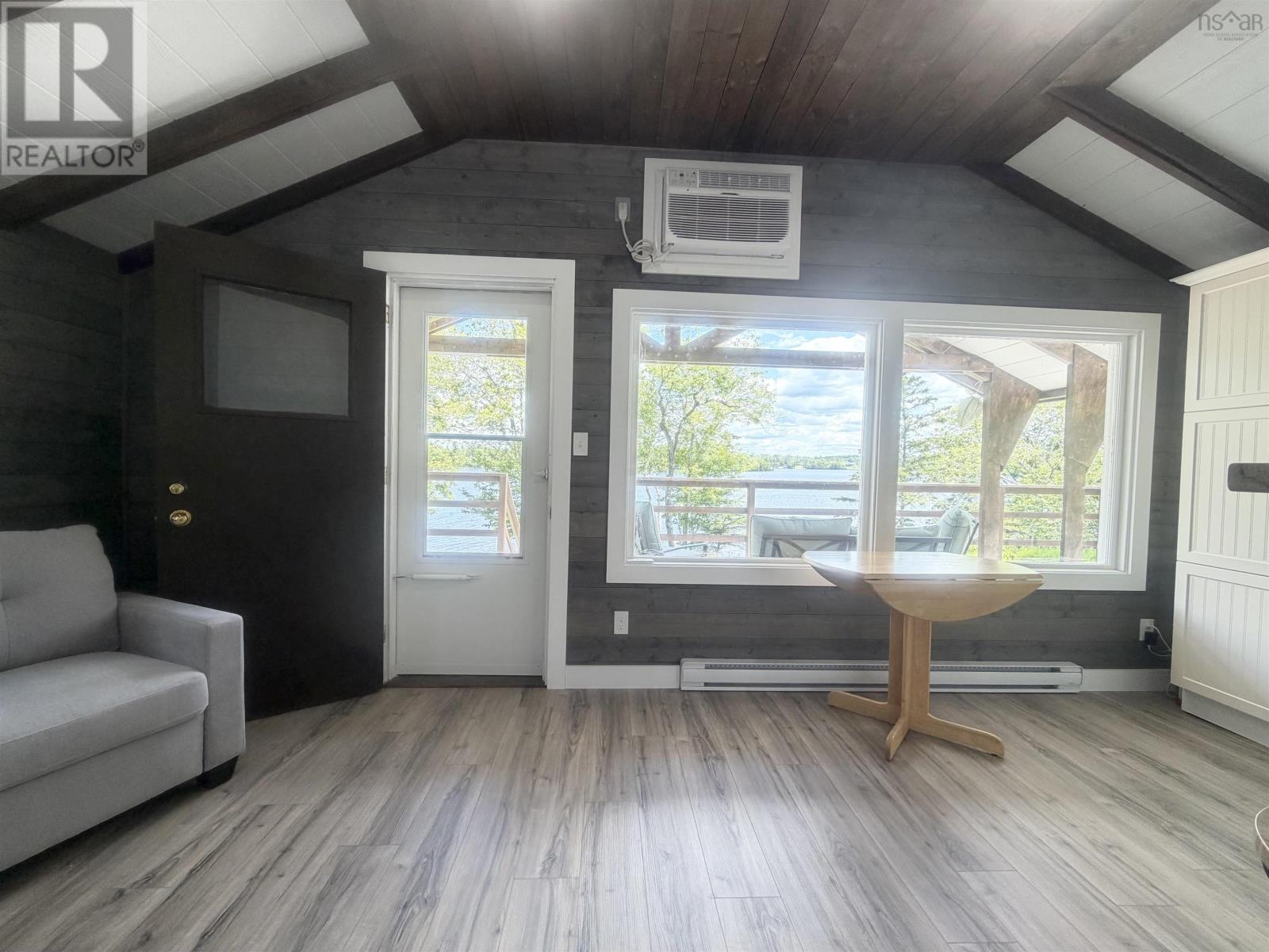 368 Lake Annis Road - 17