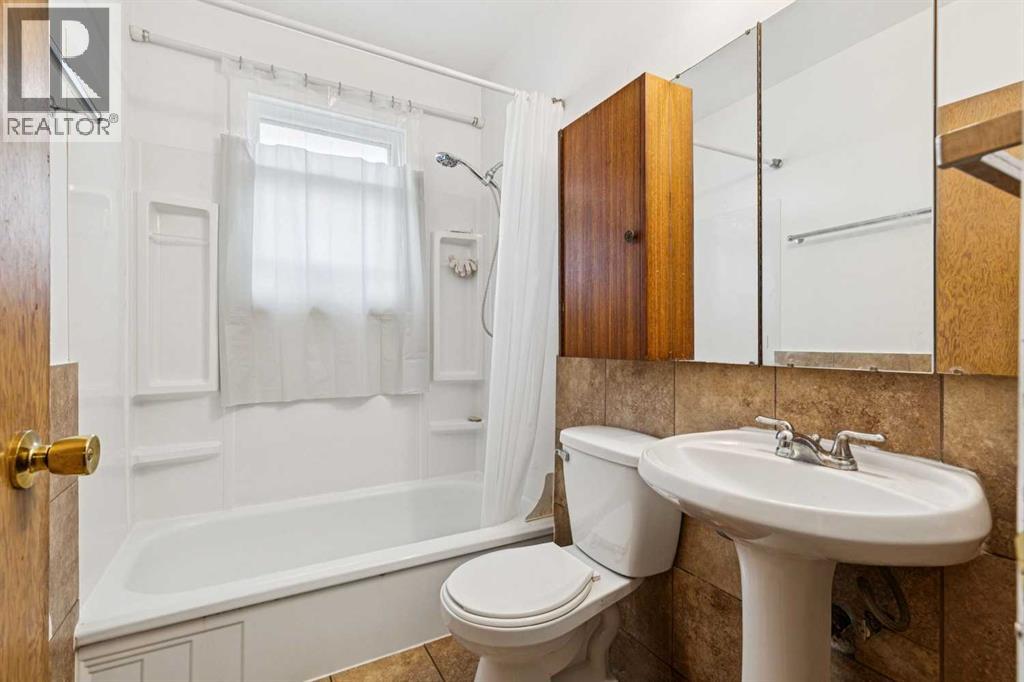 3103 13 Avenue SW - 18