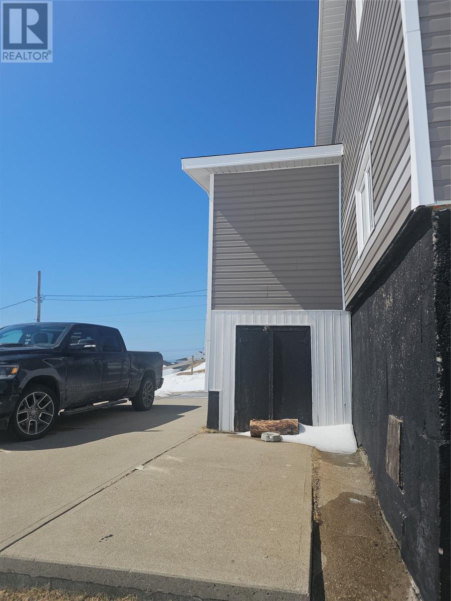 10 Braggs Lane - 36