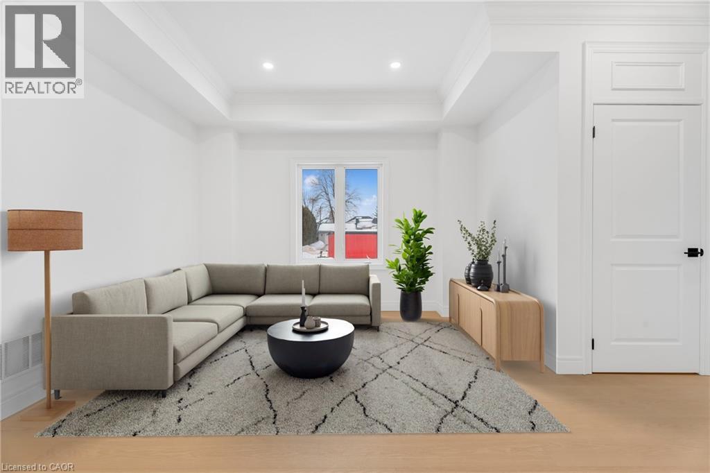 22 ROSELAWN Avenue - 7
