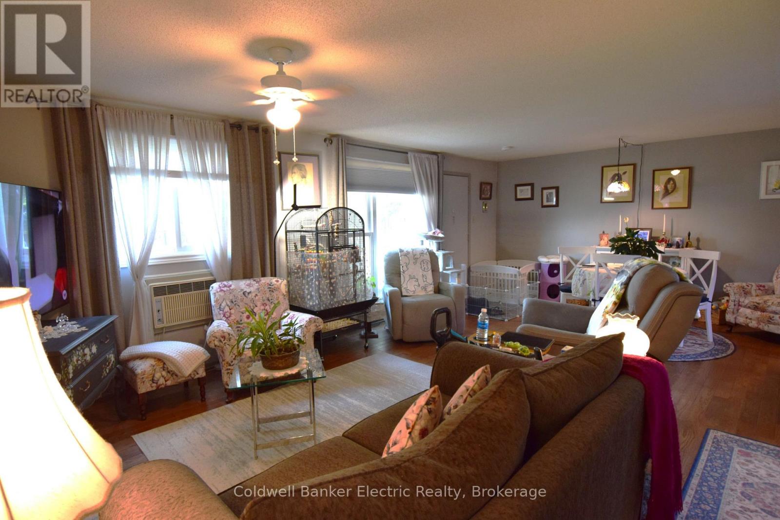 #104 2418 MOUNTLAND DRIVE - 2