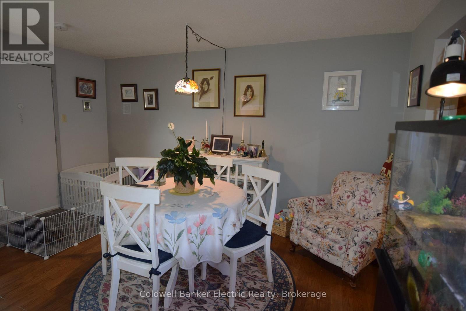#104 2418 MOUNTLAND DRIVE - 5